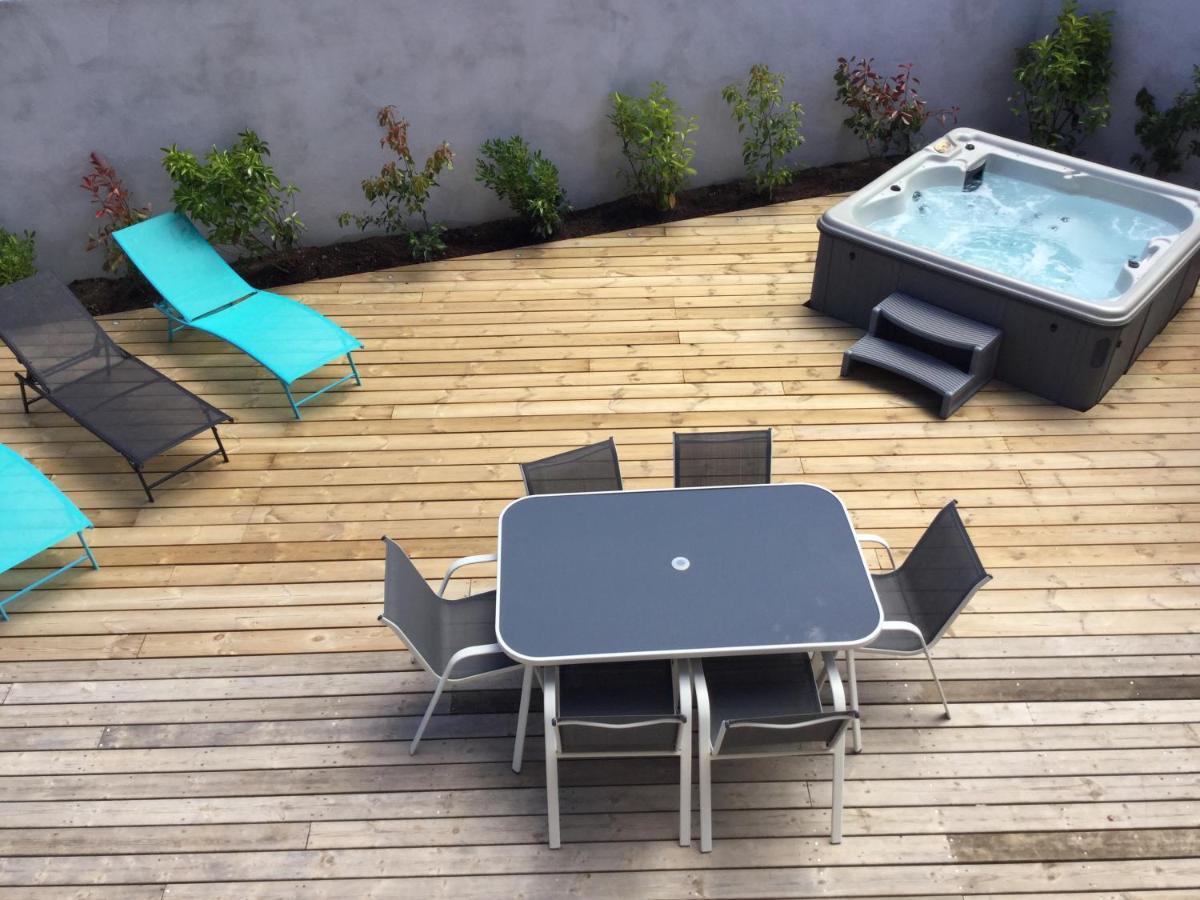 Holiday home Avec Jacuzzi *